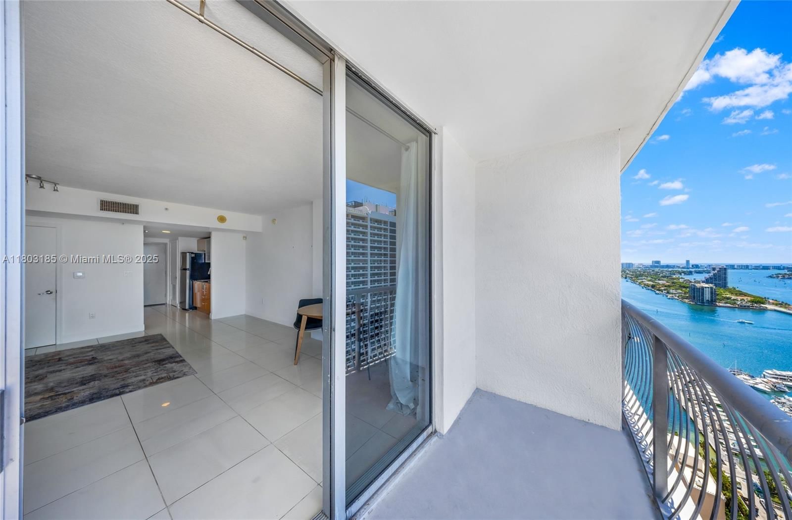 Real estate property located at 1750 Bayshore Dr #3308, Miami-dade, Opera Tower Condo, Miami, FL