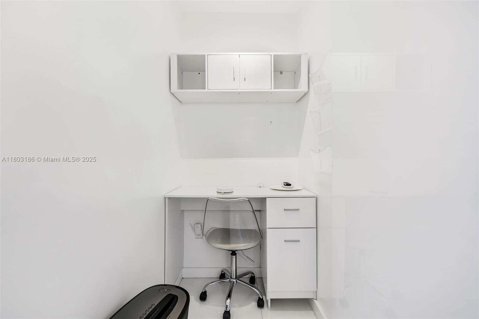 Real estate property located at 1 Harbour Way #305, Miami-dade, One Harbour Way - Co-op, Bal Harbour, FL