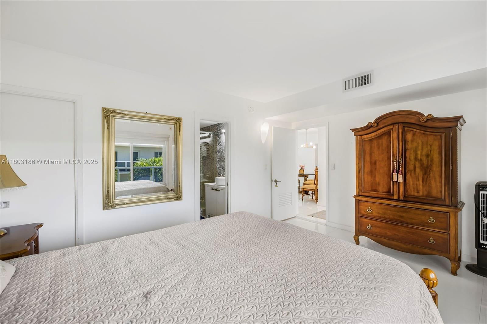 Real estate property located at 1 Harbour Way #305, Miami-dade, One Harbour Way - Co-op, Bal Harbour, FL
