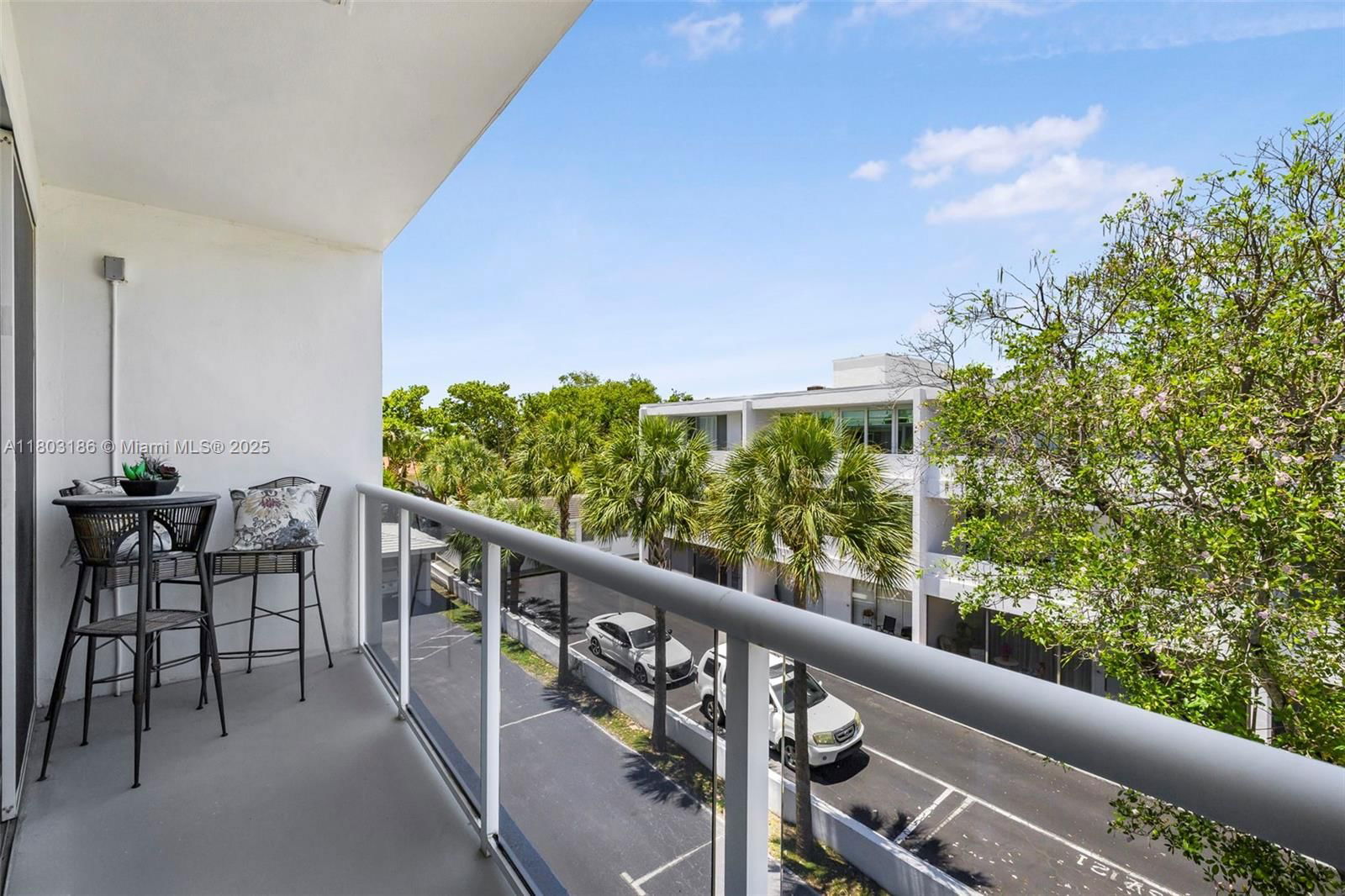 Real estate property located at 1 Harbour Way #305, Miami-dade, One Harbour Way - Co-op, Bal Harbour, FL