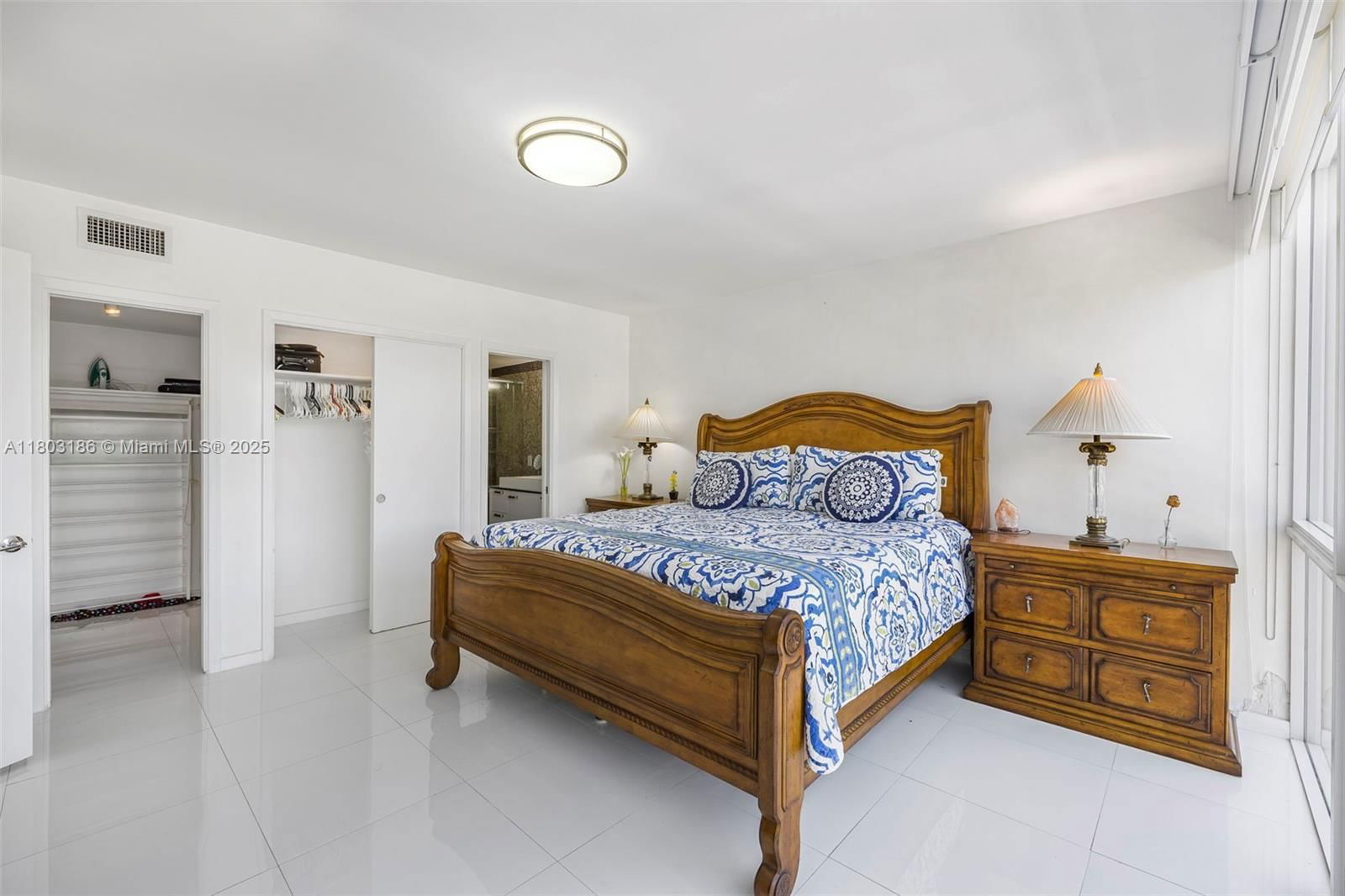 Real estate property located at 1 Harbour Way #305, Miami-dade, One Harbour Way - Co-op, Bal Harbour, FL
