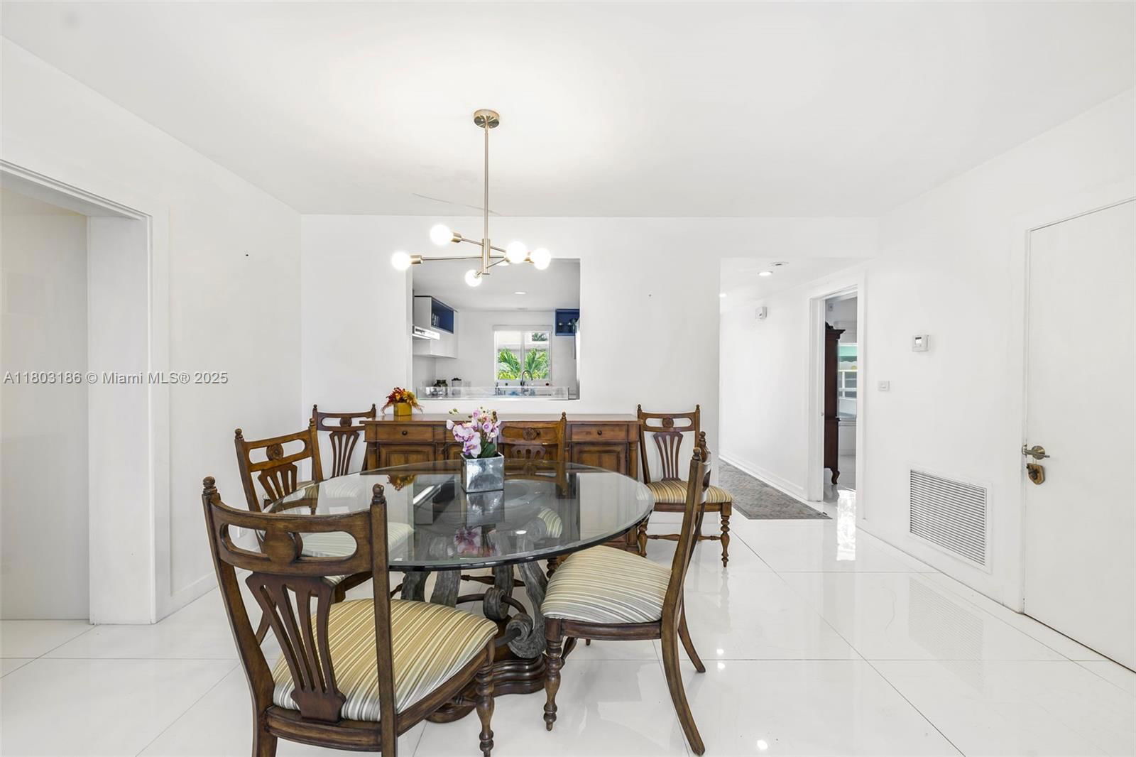 Real estate property located at 1 Harbour Way #305, Miami-dade, One Harbour Way - Co-op, Bal Harbour, FL