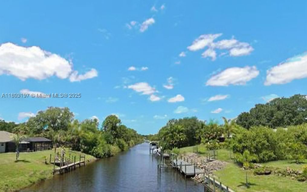 Real estate property located at 5 Deck Ct, Charlotte, Rotonda Sands, Port Charlotte, FL