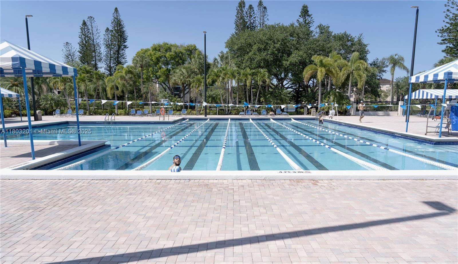 Real estate property located at 2903 Carambola Cir S #2094, Broward, Applewood Village Iv-e Co, Coconut Creek, FL