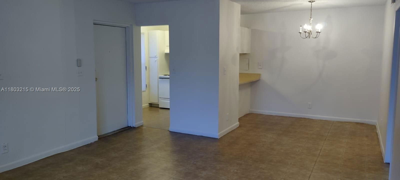 Real estate property located at 4003 University Dr #201, Broward, Sunrise On The Green Cond, Sunrise, FL