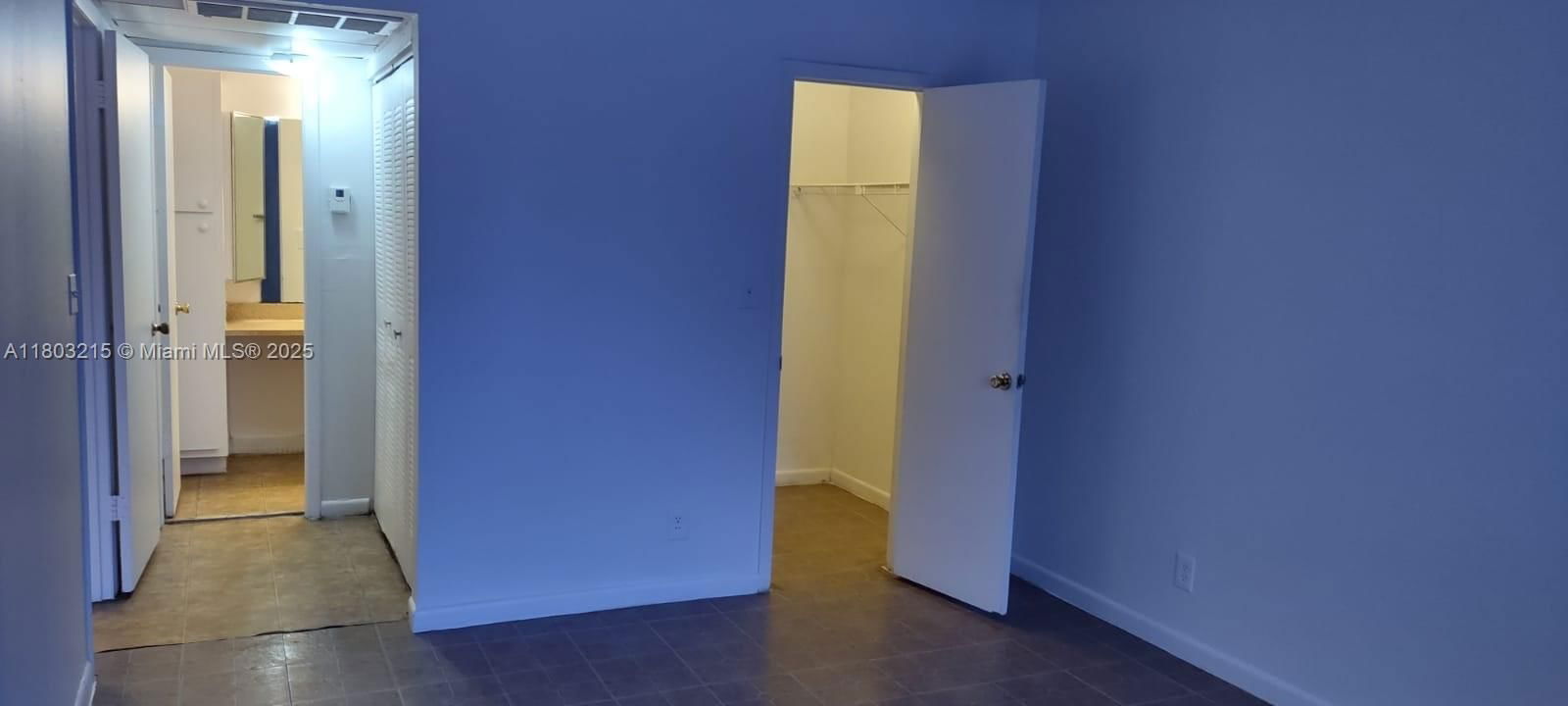 Real estate property located at 4003 University Dr #201, Broward, Sunrise On The Green Cond, Sunrise, FL