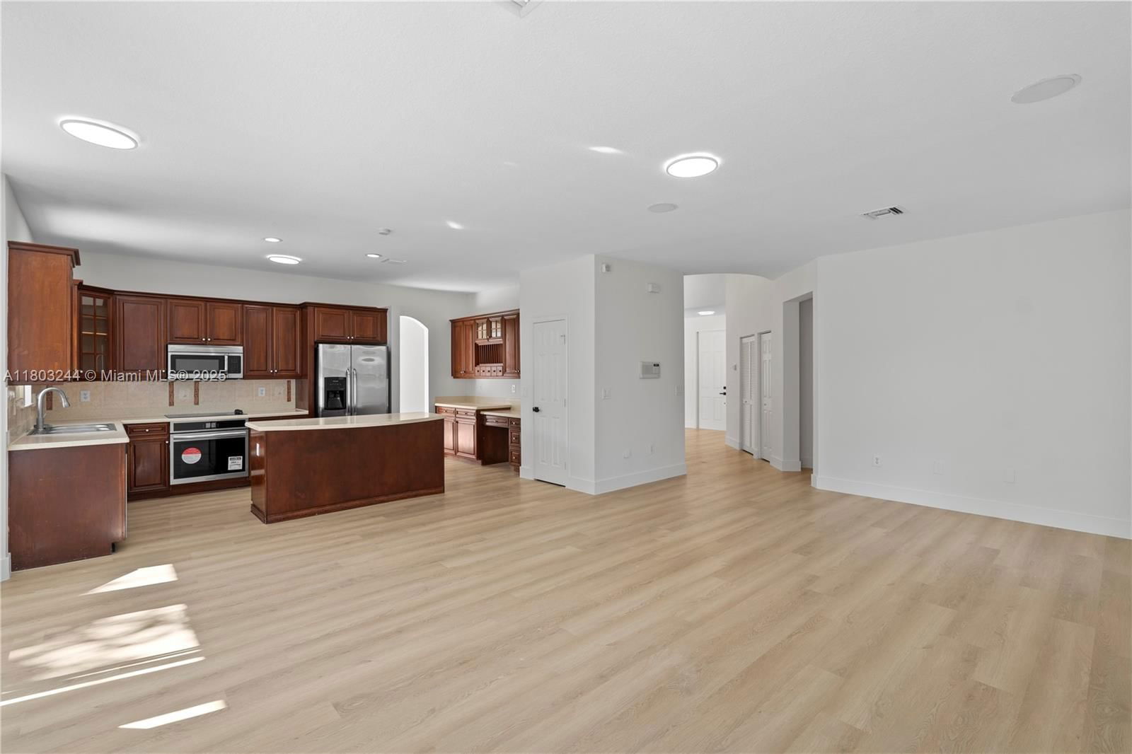 Real estate property located at 4977 166th Ave, Broward, Riviera Isles I, Miramar, FL