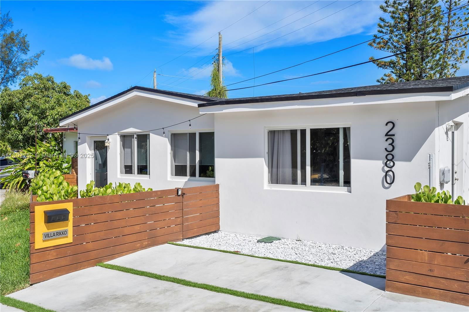 Real estate property located at 2380 137th St, Miami-dade, Trailer City, North Miami Beach, FL