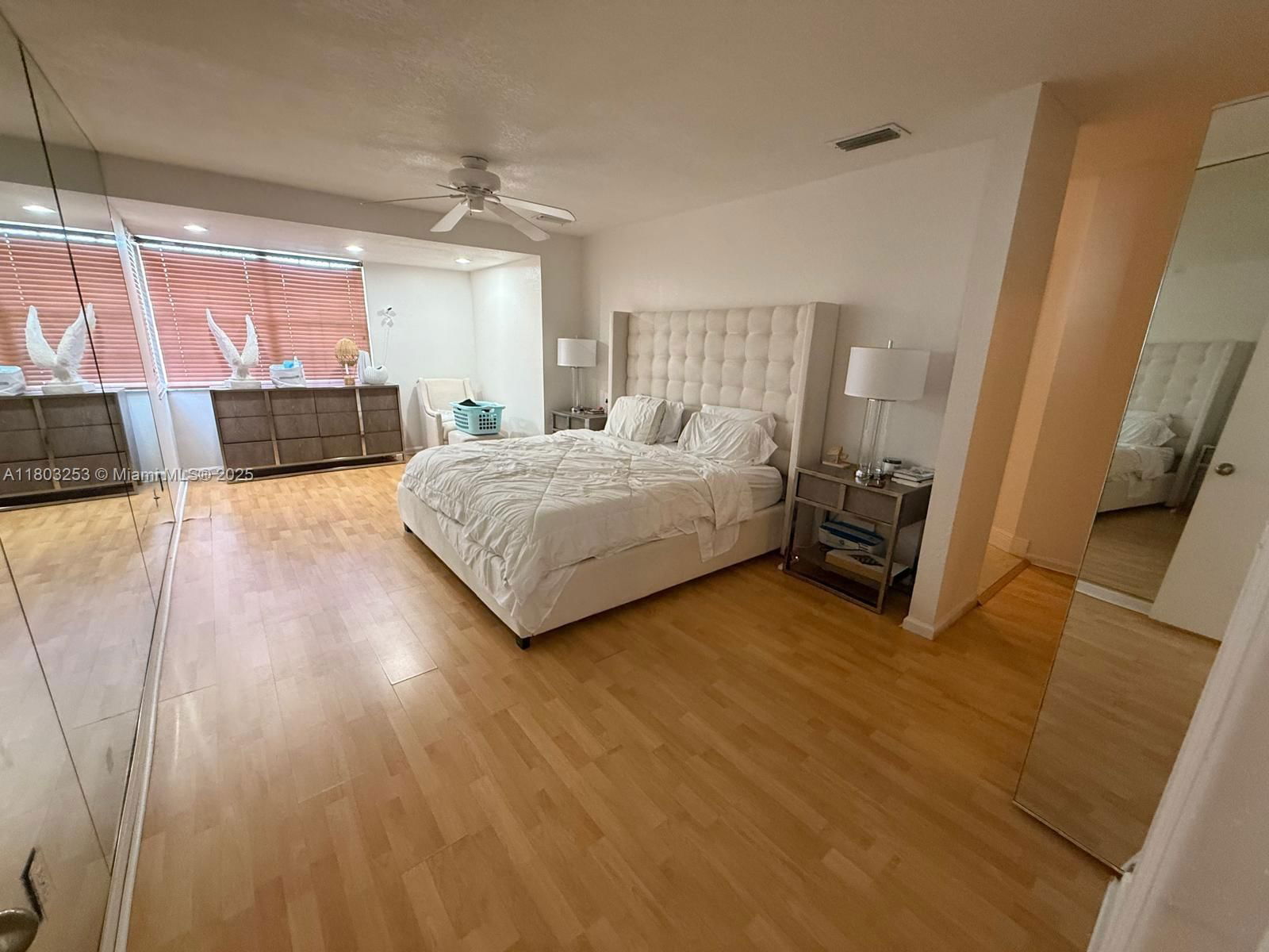 Real estate property located at 9740 155th Ave, Miami-dade, Weitzer Hammocks Homes Se, Miami, FL