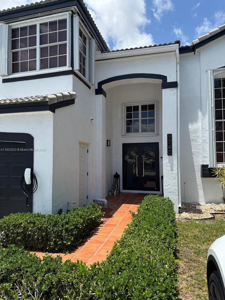 Real estate property located at 9740 155th Ave, Miami-dade, Weitzer Hammocks Homes Se, Miami, FL