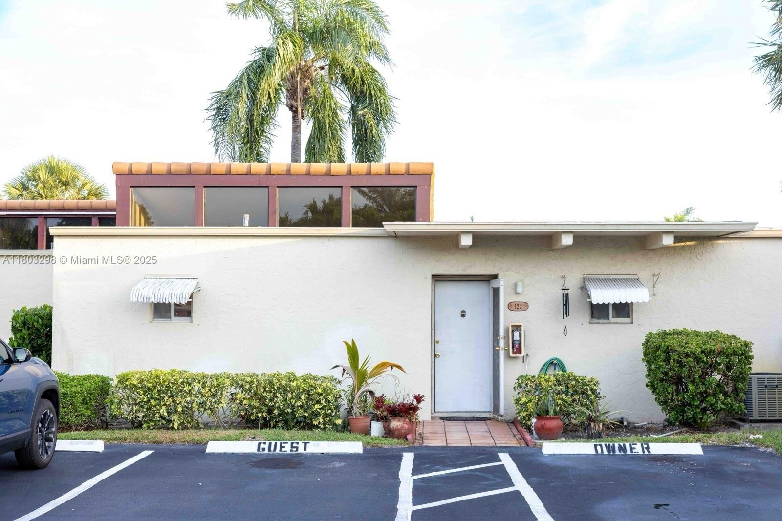 Real estate property located at 2541 Boundbrook Blvd #122, Palm Beach, Boundbrook Condo S, Palm Springs, FL