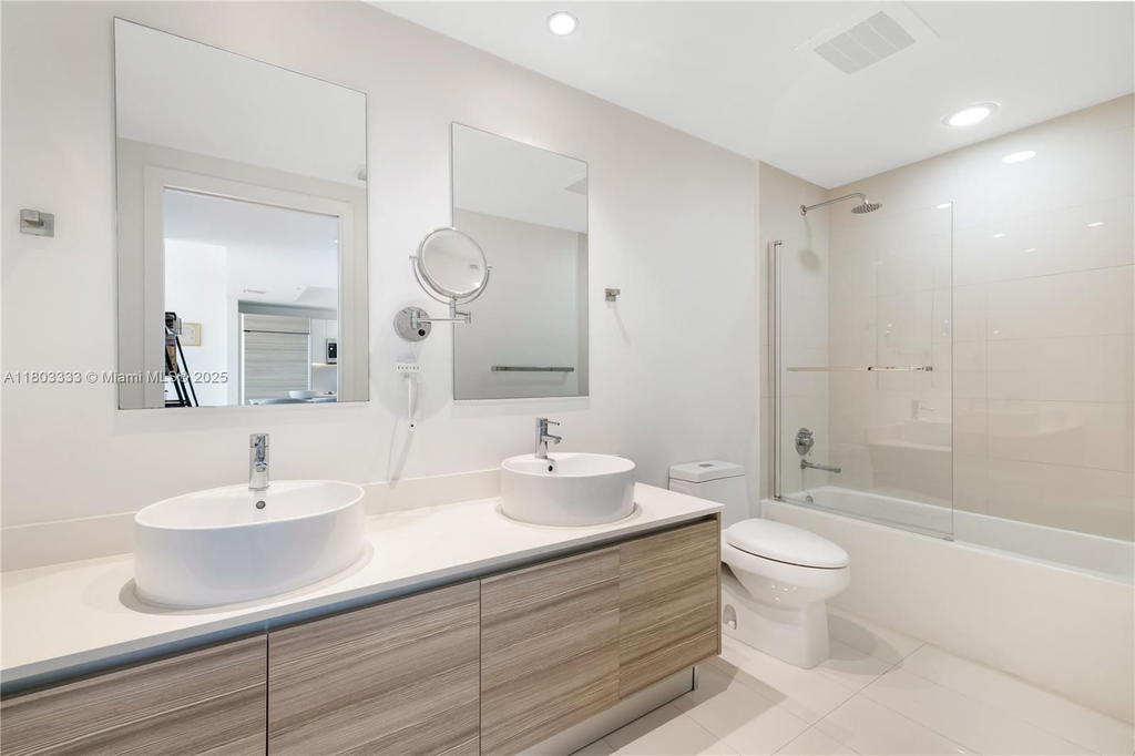 Real estate property located at 121 34th St #2412, Miami-dade, 3401 Midtown Condo, Miami, FL