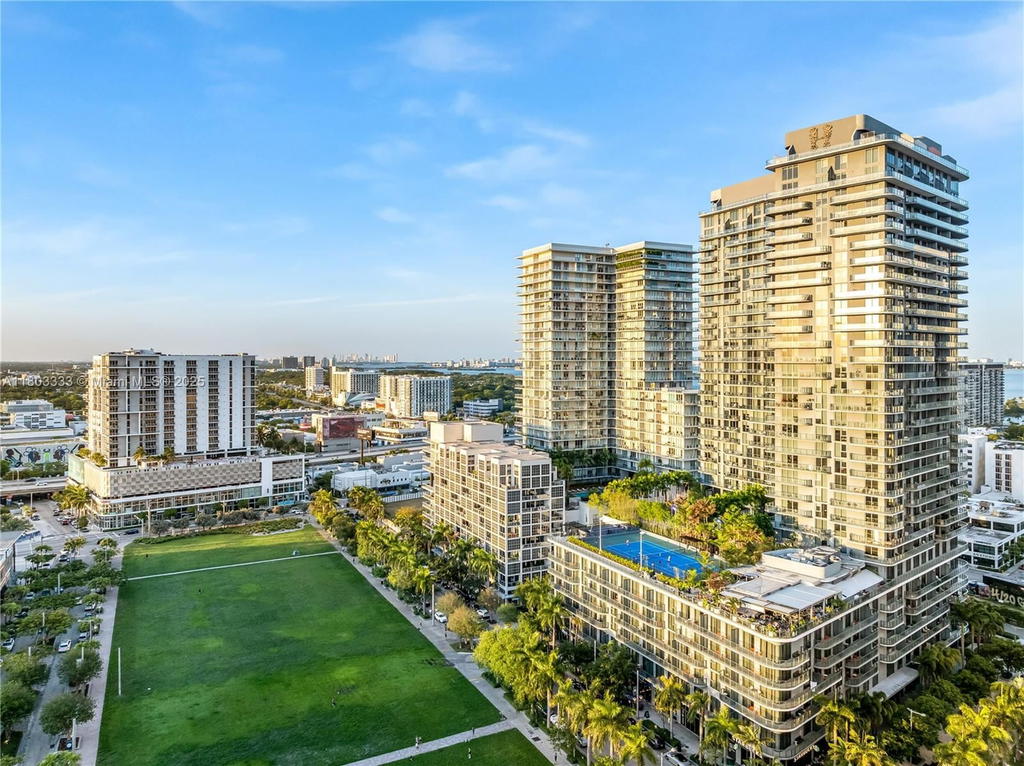 Real estate property located at 121 34th St #2412, Miami-dade, 3401 Midtown Condo, Miami, FL