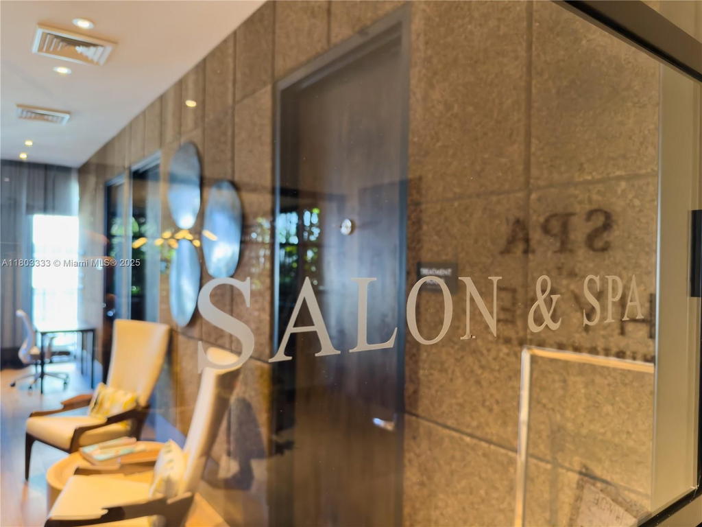 Real estate property located at 121 34th St #2412, Miami-dade, 3401 Midtown Condo, Miami, FL