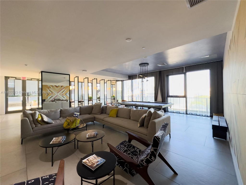 Real estate property located at 121 34th St #2412, Miami-dade, 3401 Midtown Condo, Miami, FL