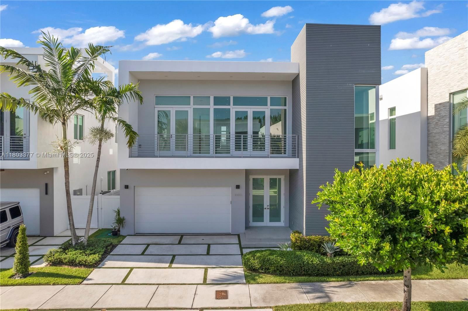 Real estate property located at 10553 67th Ter, Miami-dade, Grand Floridian Estates, Doral, FL