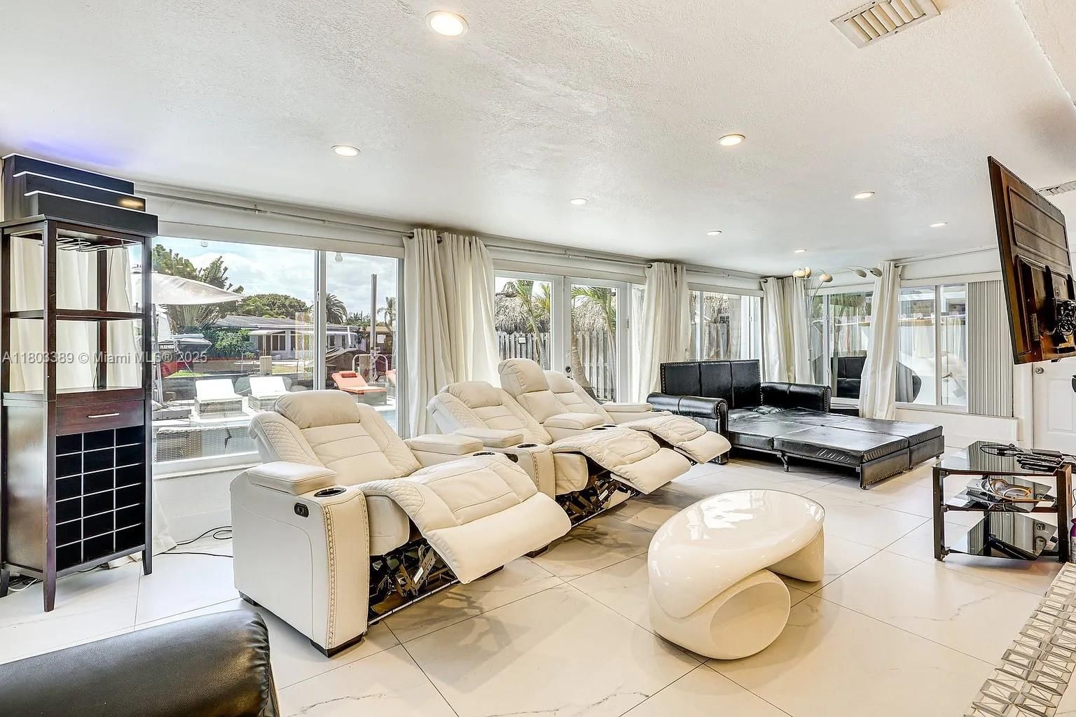 Real estate property located at 963 Nautilus Isle, Broward, Shelter Islands, Dania Beach, FL