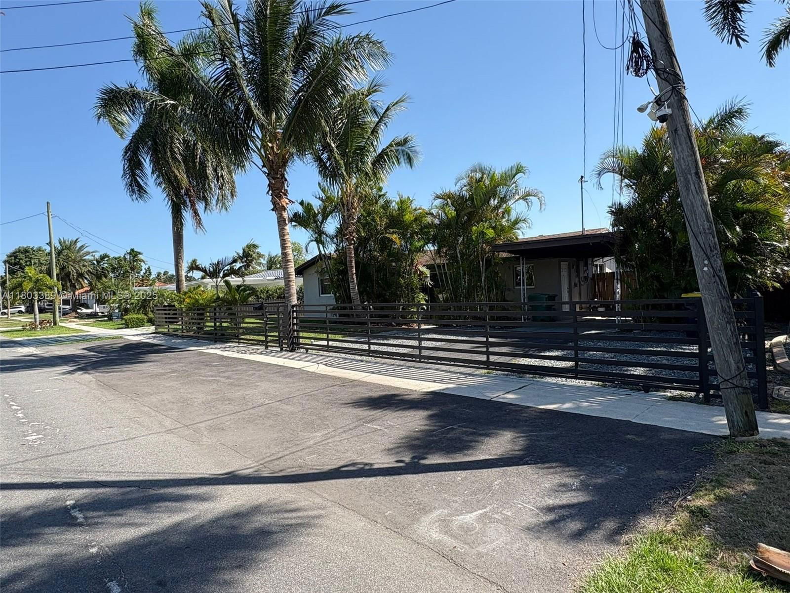 Real estate property located at 963 Nautilus Isle, Broward, Shelter Islands, Dania Beach, FL