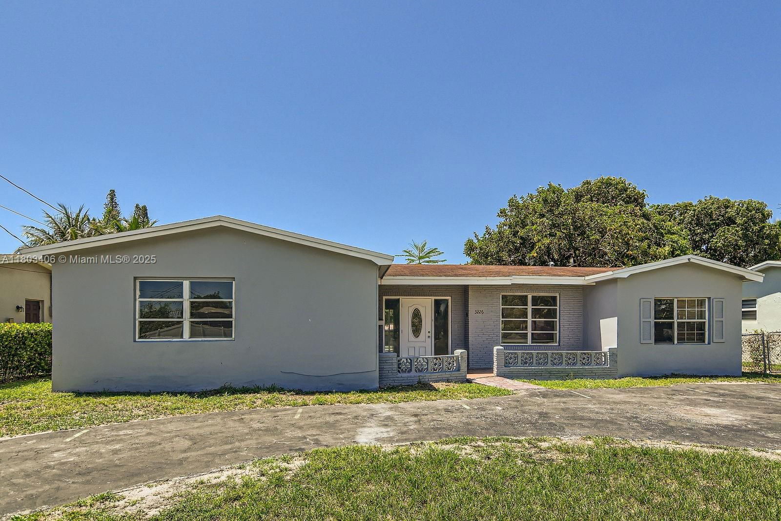 Real estate property located at 3226 41st St, Broward, Oriole Estates Sec 8, Lauderdale Lakes, FL