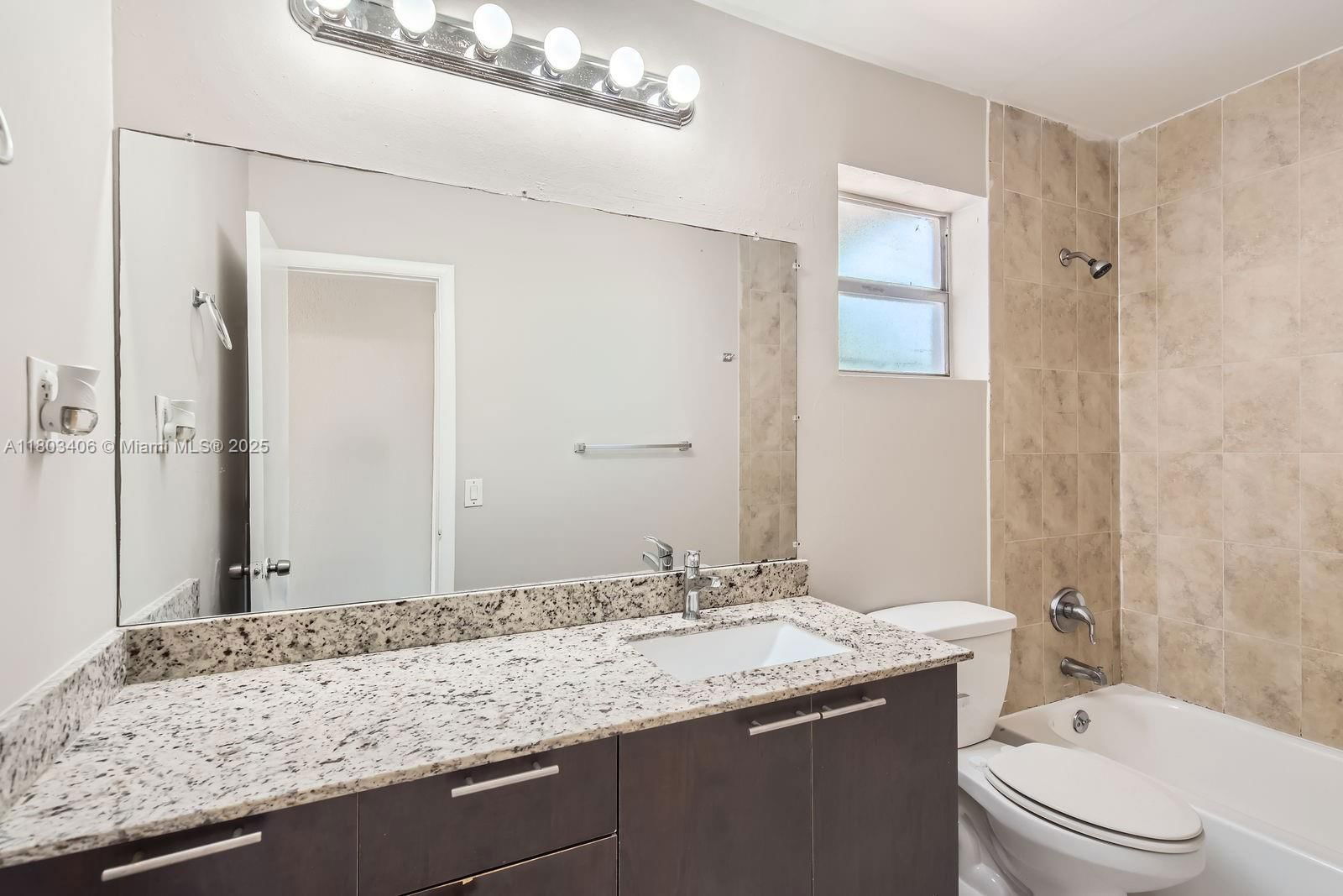 Real estate property located at 3226 41st St, Broward, Oriole Estates Sec 8, Lauderdale Lakes, FL