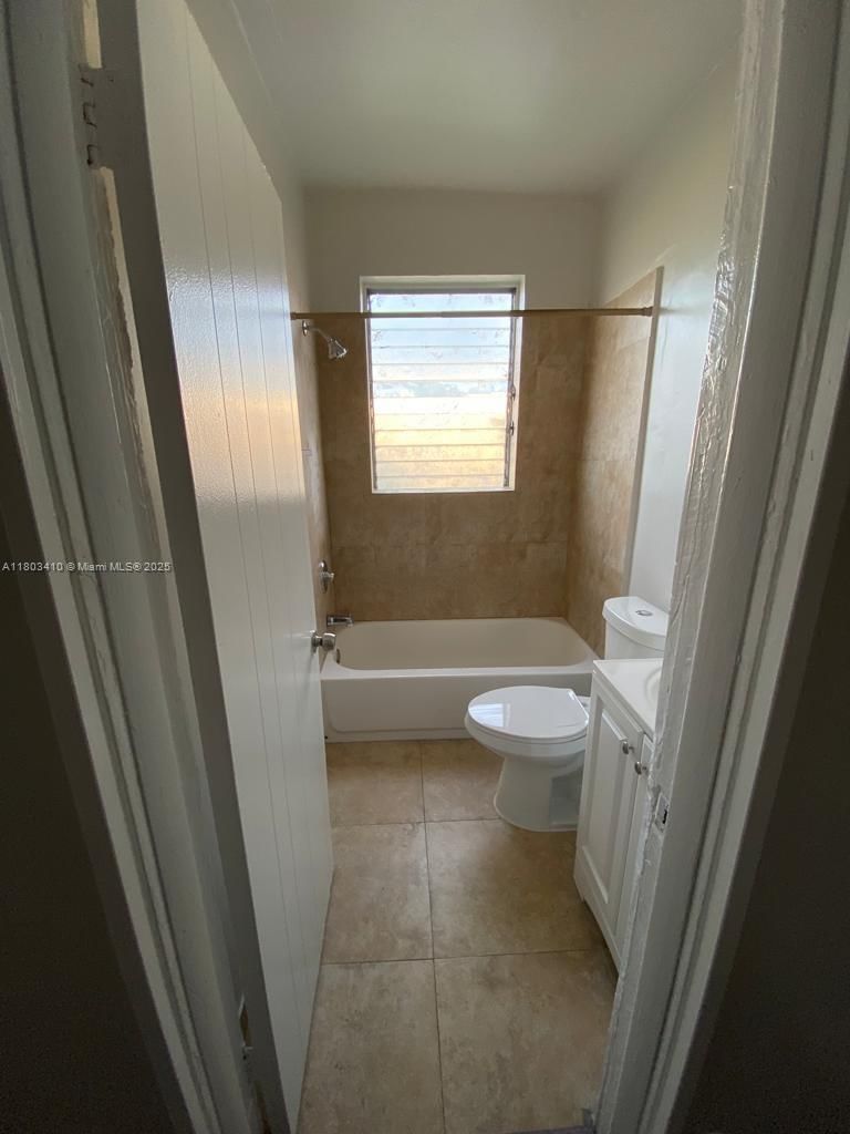 Real estate property located at 1554 5th St, Miami-dade, Lawrence Est Land, Miami, FL