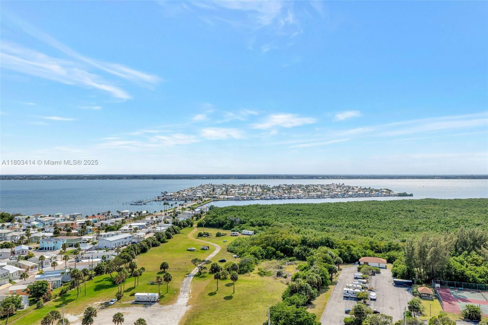 Real estate property located at 9650 Ocean Dr #2003, St Lucie, Princess Of Hutchinson Is, Jensen Beach, FL