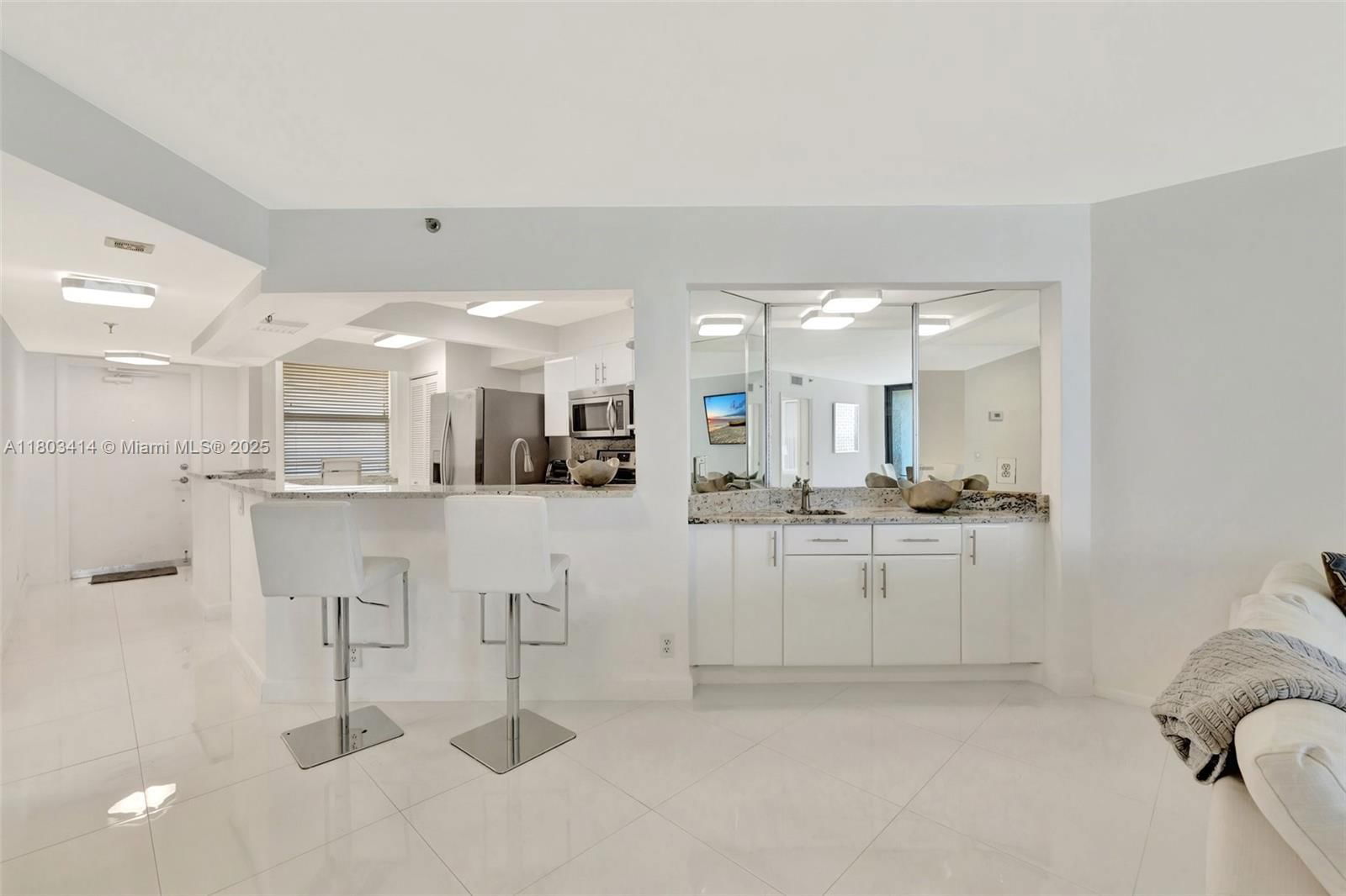 Real estate property located at 9650 Ocean Dr #2003, St Lucie, Princess Of Hutchinson Is, Jensen Beach, FL