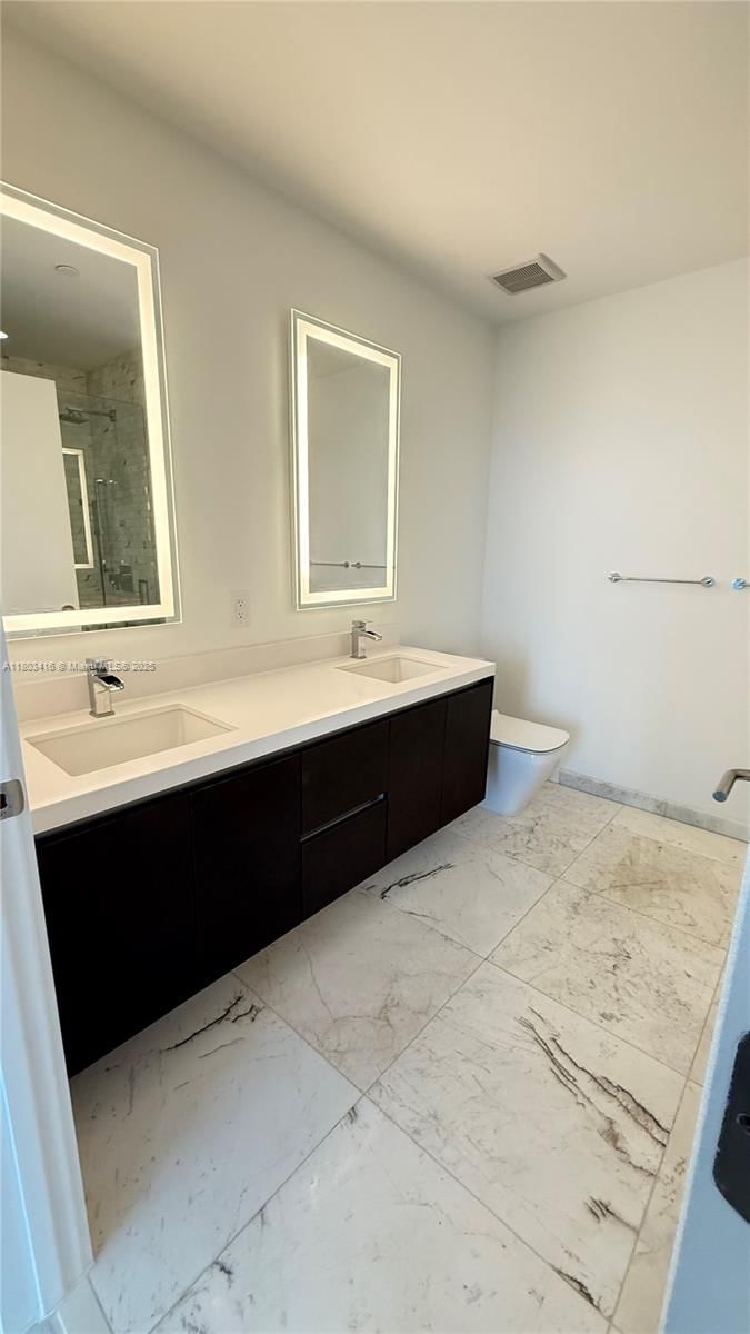 Real estate property located at 851 1st Ave #3700, Miami-dade, Paramount Miami Worldcent, Miami, FL