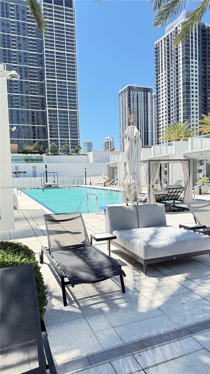 Real estate property located at 851 1st Ave #3700, Miami-dade, Paramount Miami Worldcent, Miami, FL