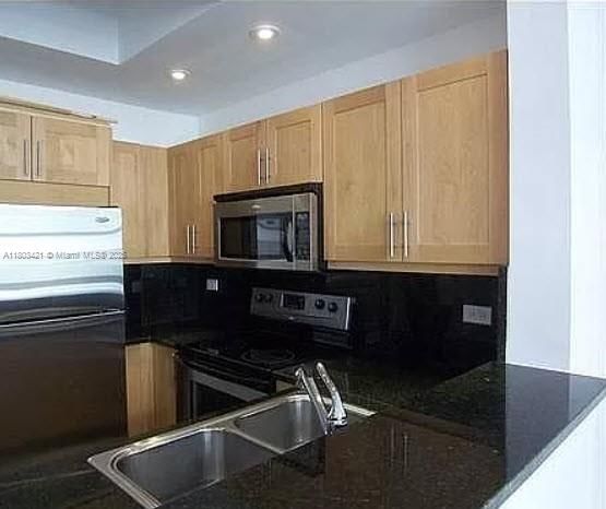 Real estate property located at 111 Flagler St #501, Miami-dade, Flagler First Condo, Miami, FL