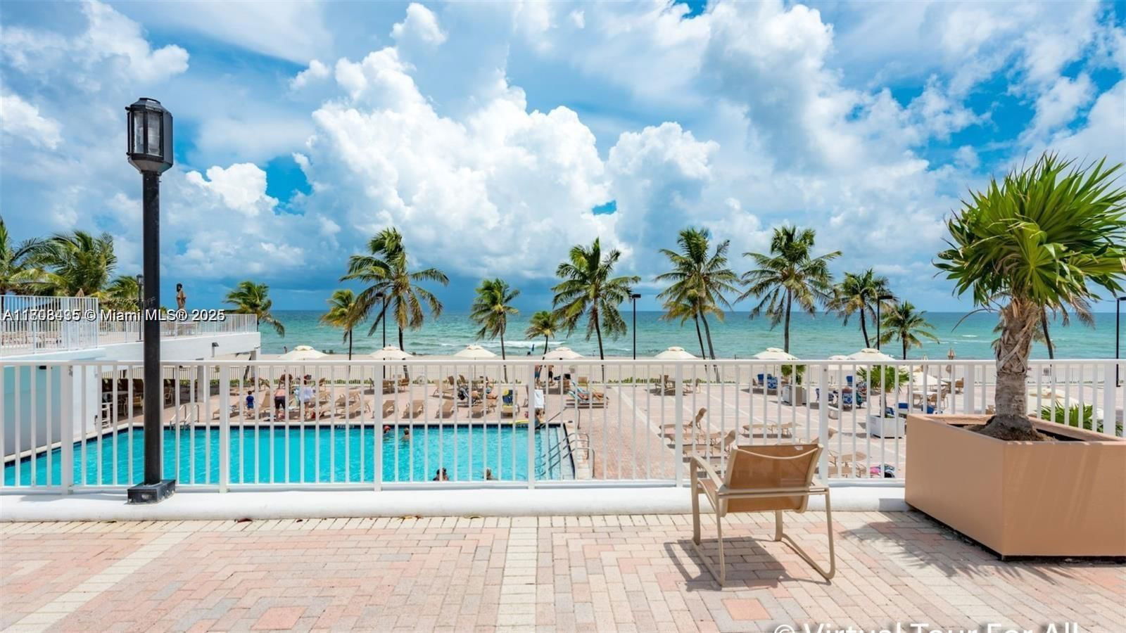 Real estate property located at 2201 Ocean Dr #2805, Broward, Quadomain Tower I And Iv, Hollywood, FL