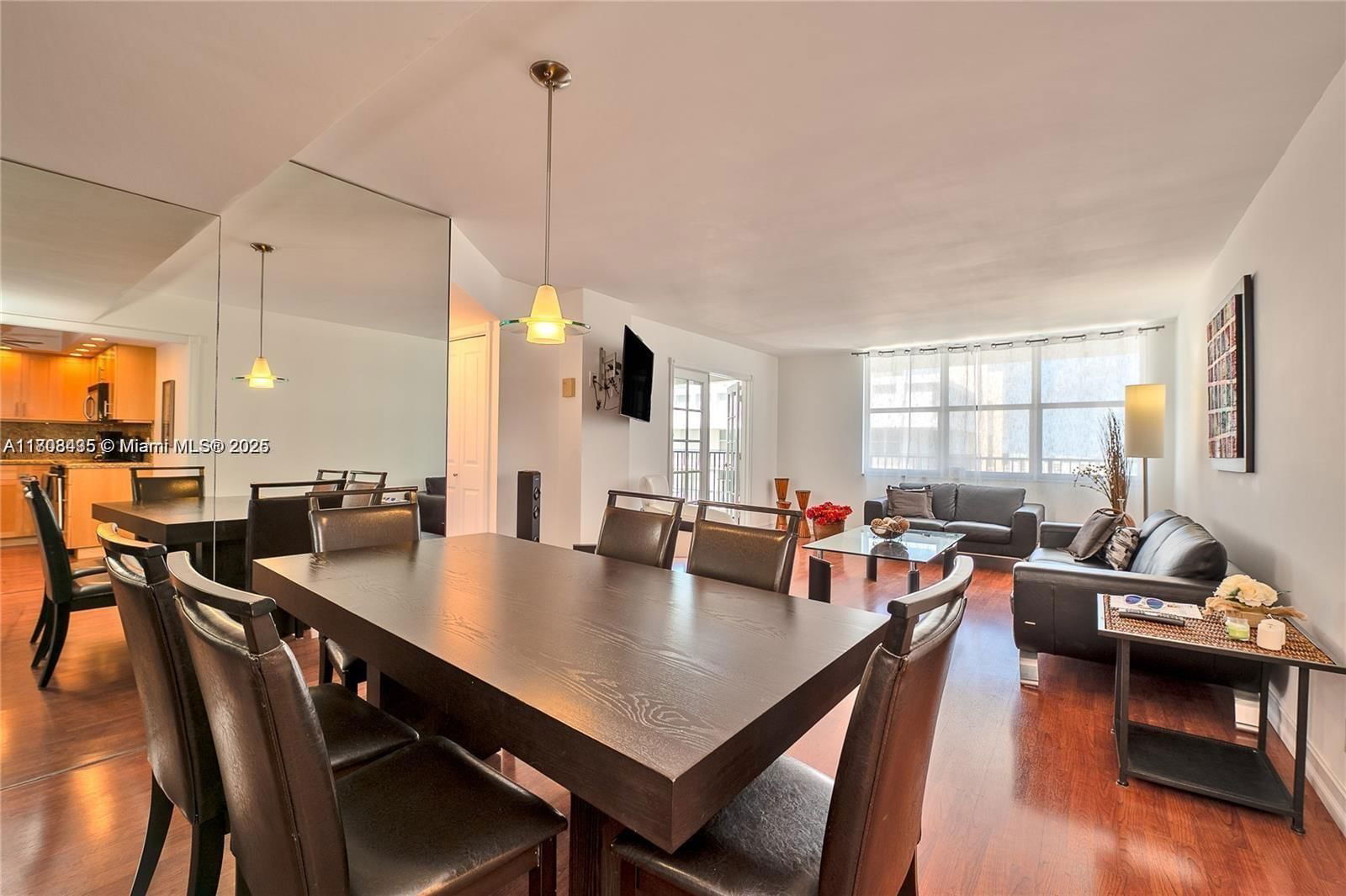 Real estate property located at 2201 Ocean Dr #2805, Broward, Quadomain Tower I And Iv, Hollywood, FL