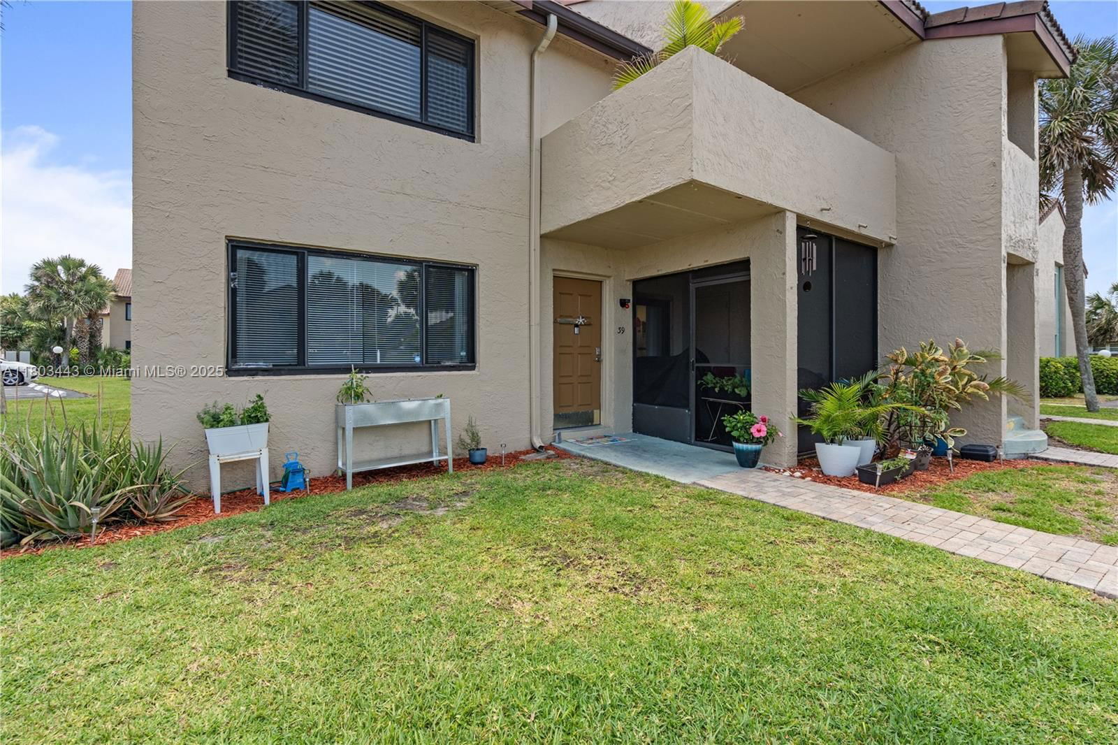 Real estate property located at 1145 Shannon #39, Brevard, Indialantic Villas Condo, Indialantic, FL