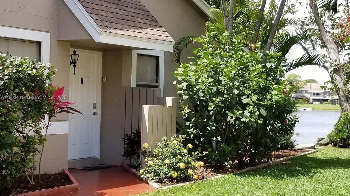 Real estate property located at 1993 Discovery Cir E, Broward, Coral Point North, Deerfield Beach, FL