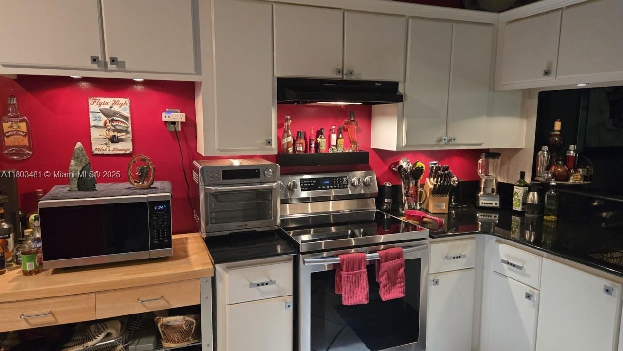 Real estate property located at 1993 Discovery Cir E, Broward, Coral Point North, Deerfield Beach, FL