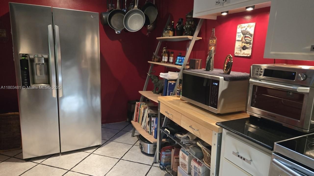 Real estate property located at 1993 Discovery Cir E, Broward, Coral Point North, Deerfield Beach, FL