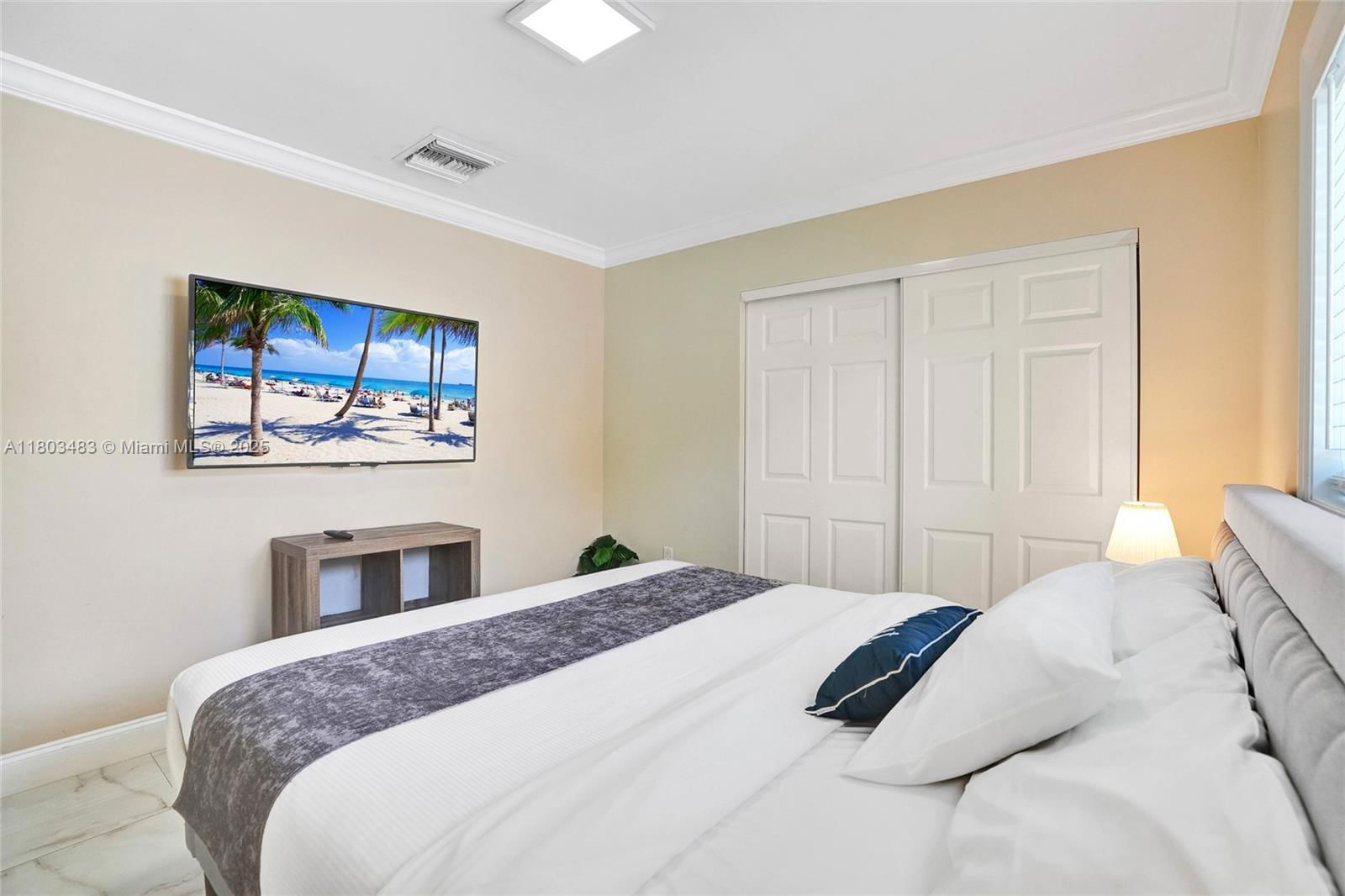 Real estate property located at 1318 Washington St, Broward, Sunny Acres, Hollywood, FL