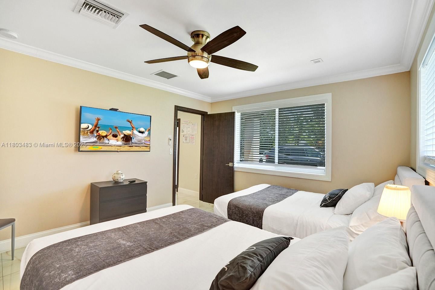 Real estate property located at 1318 Washington St, Broward, Sunny Acres, Hollywood, FL