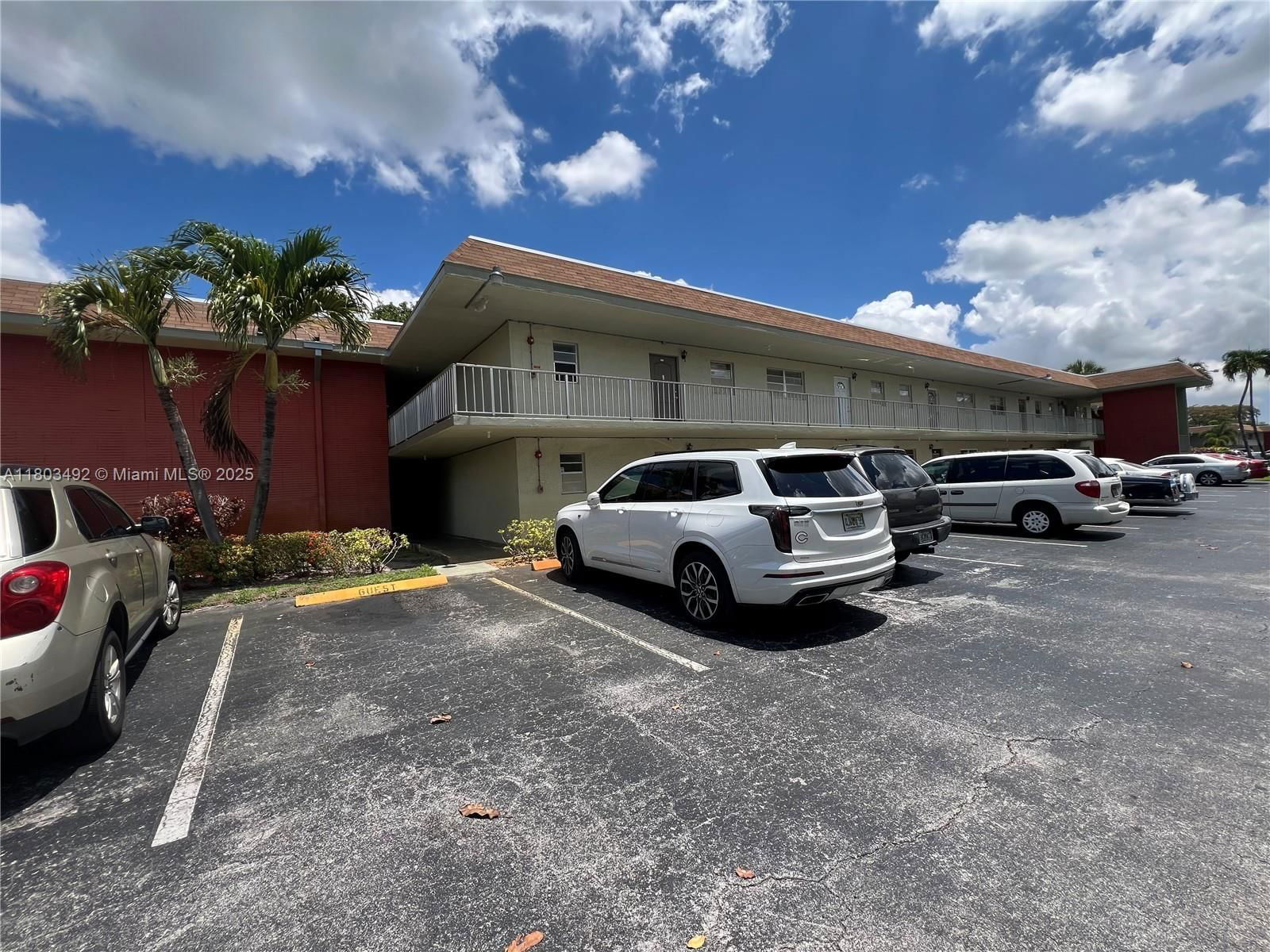 Real estate property located at 609 State Road 7 #2H, Broward, Applegreen Condo Apts 1, Margate, FL