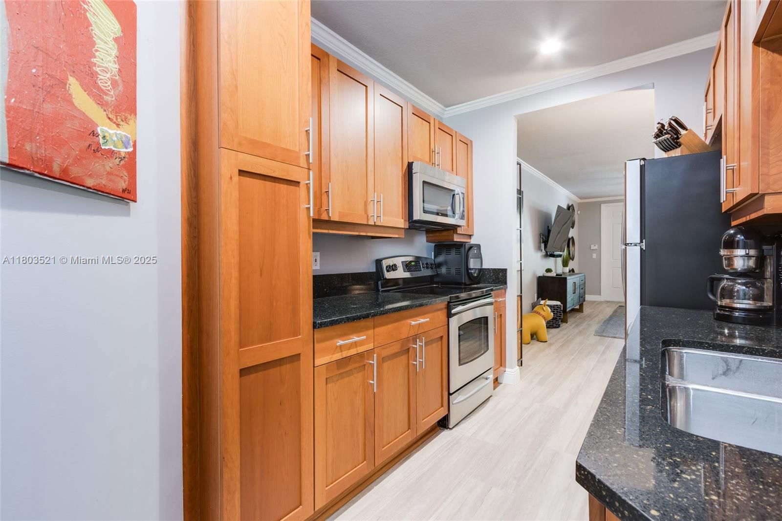 Real estate property located at 240 14th Ave #240, Broward, Village At Sailboat Bend, Fort Lauderdale, FL