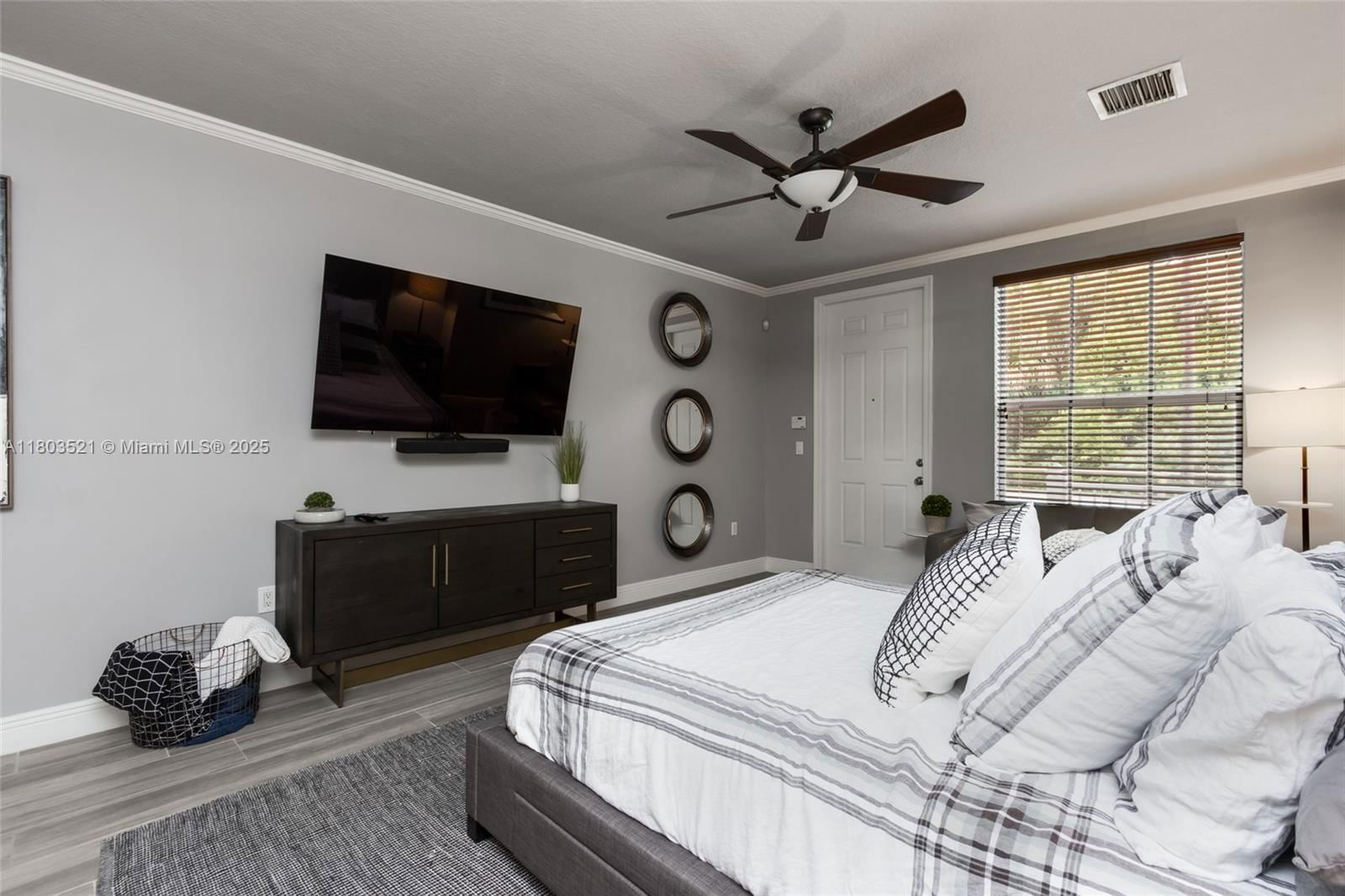 Real estate property located at 240 14th Ave #240, Broward, Village At Sailboat Bend, Fort Lauderdale, FL