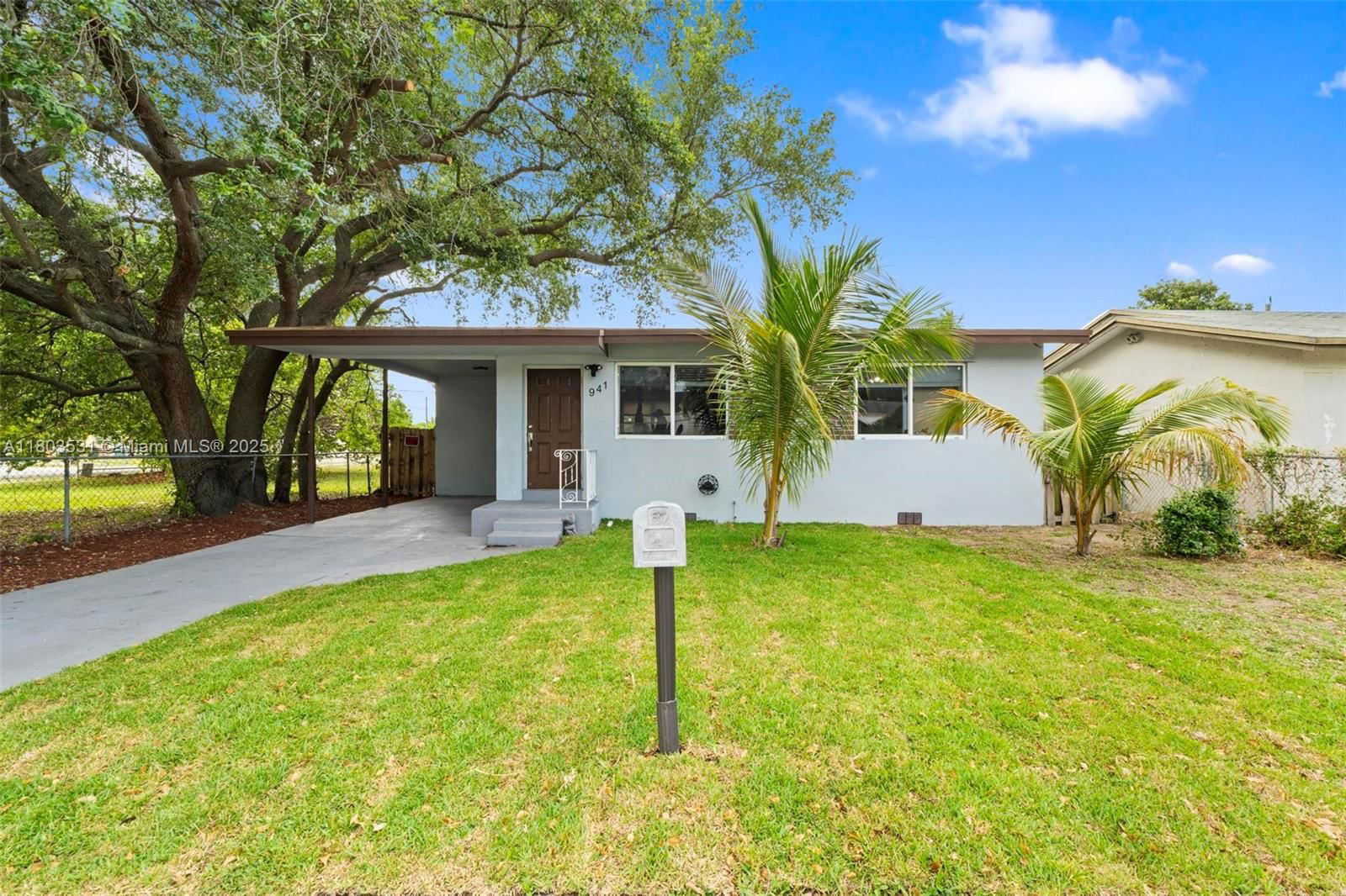 Real estate property located at 941 76th St, Miami-dade, Stephen Manor, Miami, FL