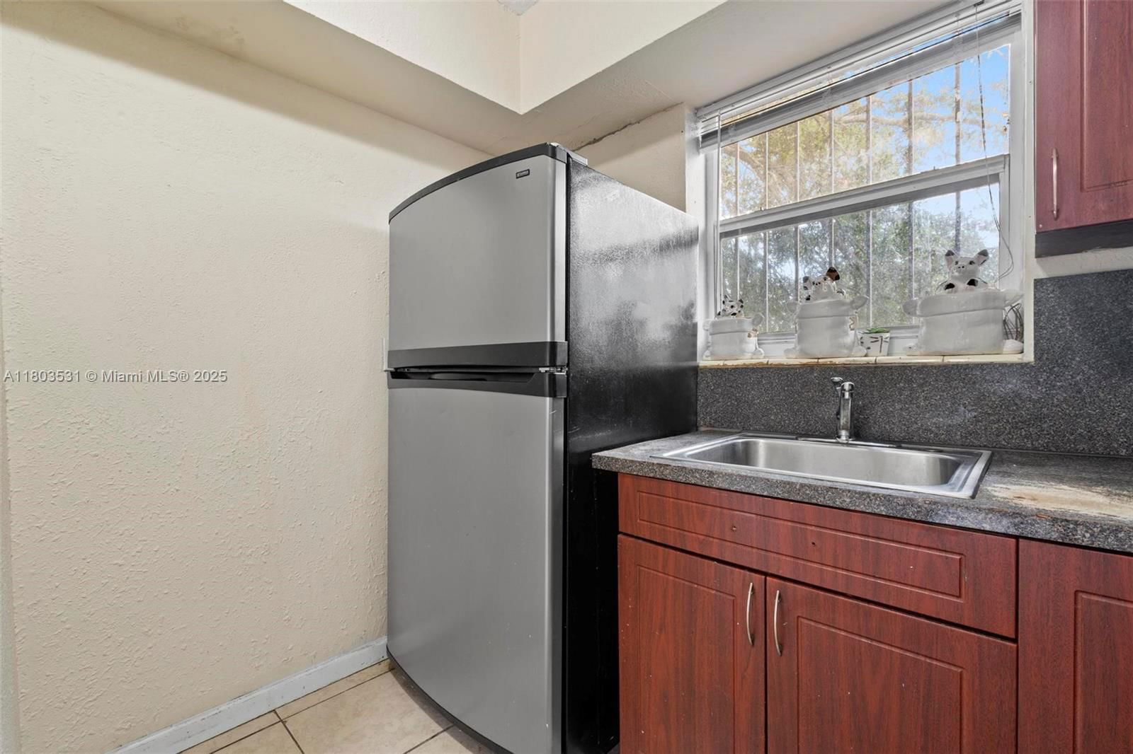 Real estate property located at 941 76th St, Miami-dade, Stephen Manor, Miami, FL