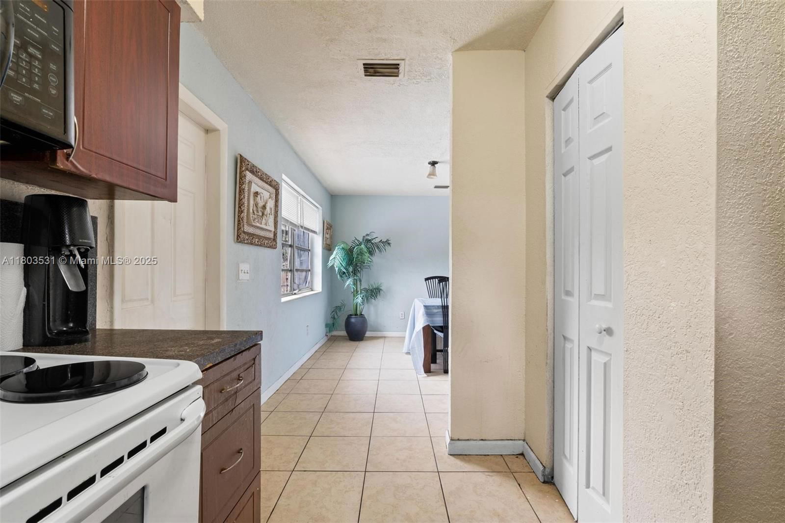 Real estate property located at 941 76th St, Miami-dade, Stephen Manor, Miami, FL