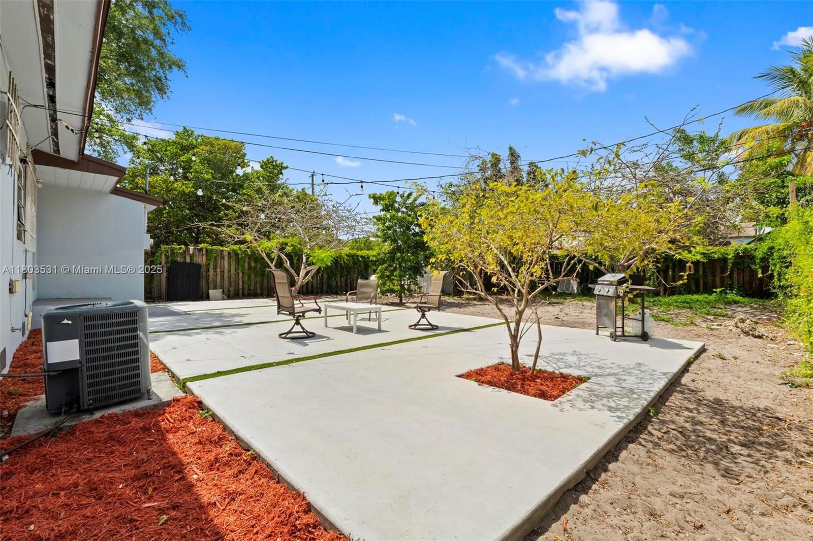 Real estate property located at 941 76th St, Miami-dade, Stephen Manor, Miami, FL