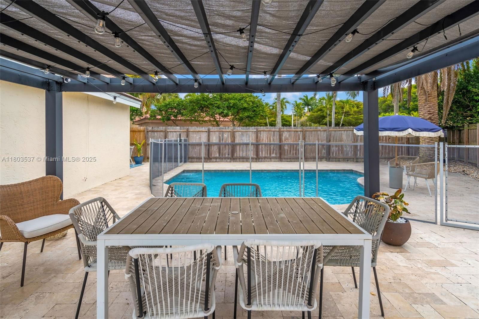 Real estate property located at 1903 180th Ter, Broward, Silver Lakes Phase Iii, Miramar, FL