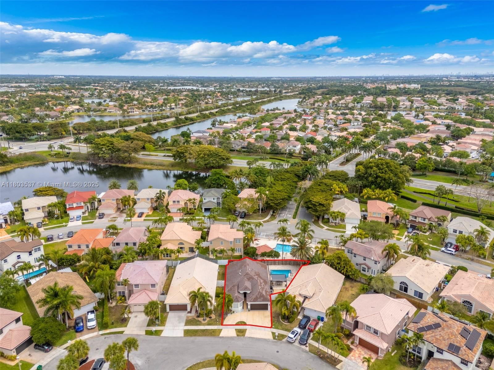 Real estate property located at 1903 180th Ter, Broward, Silver Lakes Phase Iii, Miramar, FL