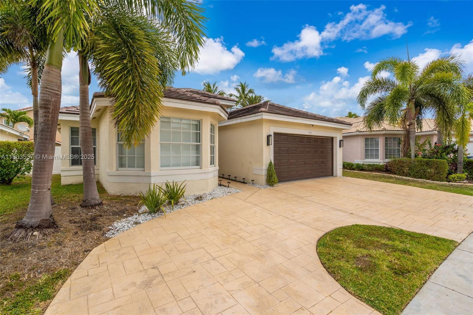 Real estate property located at 1903 180th Ter, Broward, Silver Lakes Phase Iii, Miramar, FL