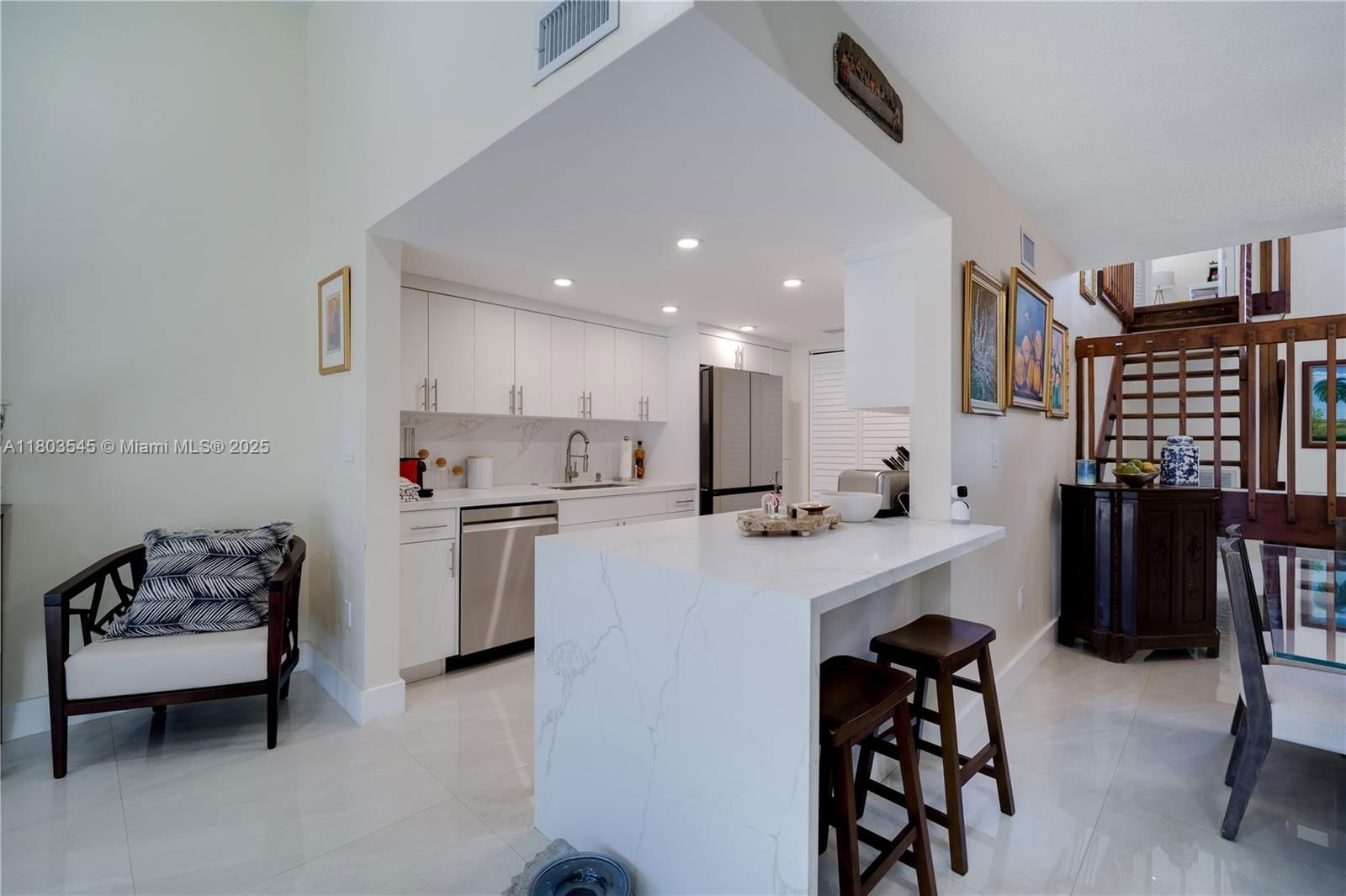 Real estate property located at 13370 89th Ter Unit E, Miami-dade, Calusa Point, Miami, FL