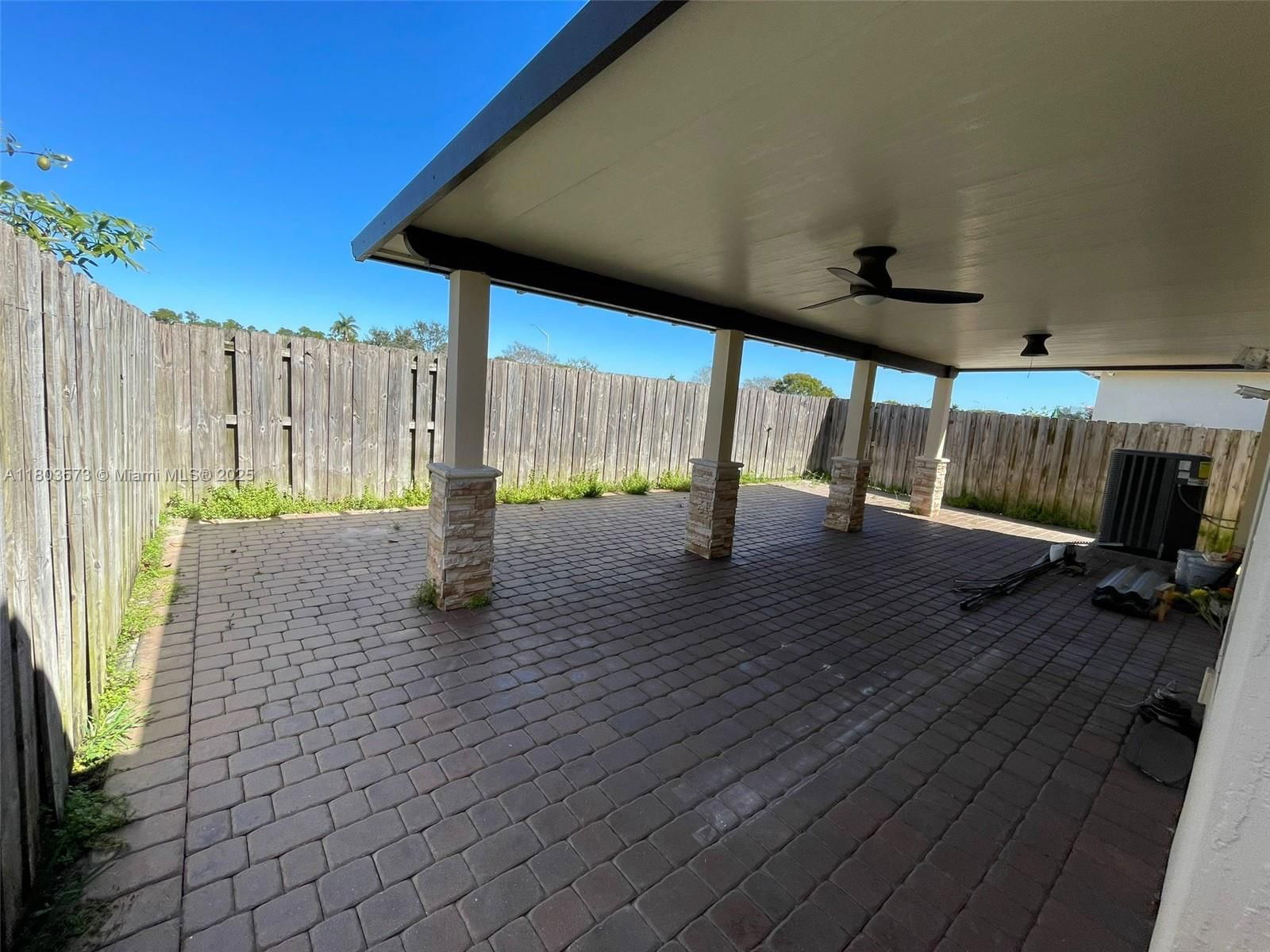 Real estate property located at 2401 4th St, Miami-dade, Atlantis At Oasis, Homestead, FL